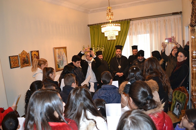 Οι νέοι μας έψαλλαν τα κάλαντα στον Ποιμενάρχη μας