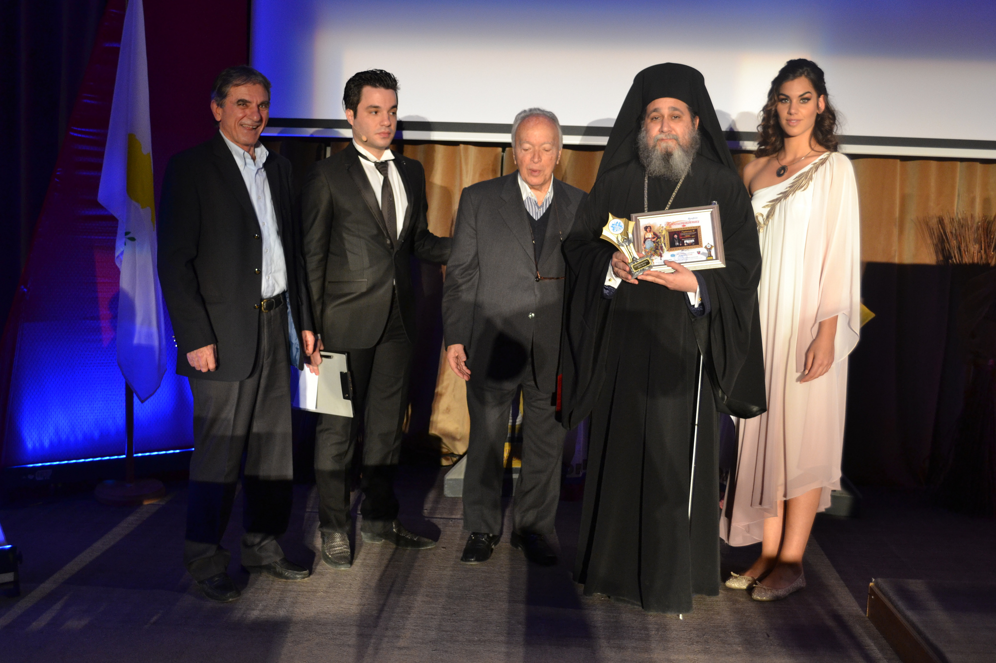 Η Βράβευση του Σεβασμιωτάτου Ποιμενάρχου μας.