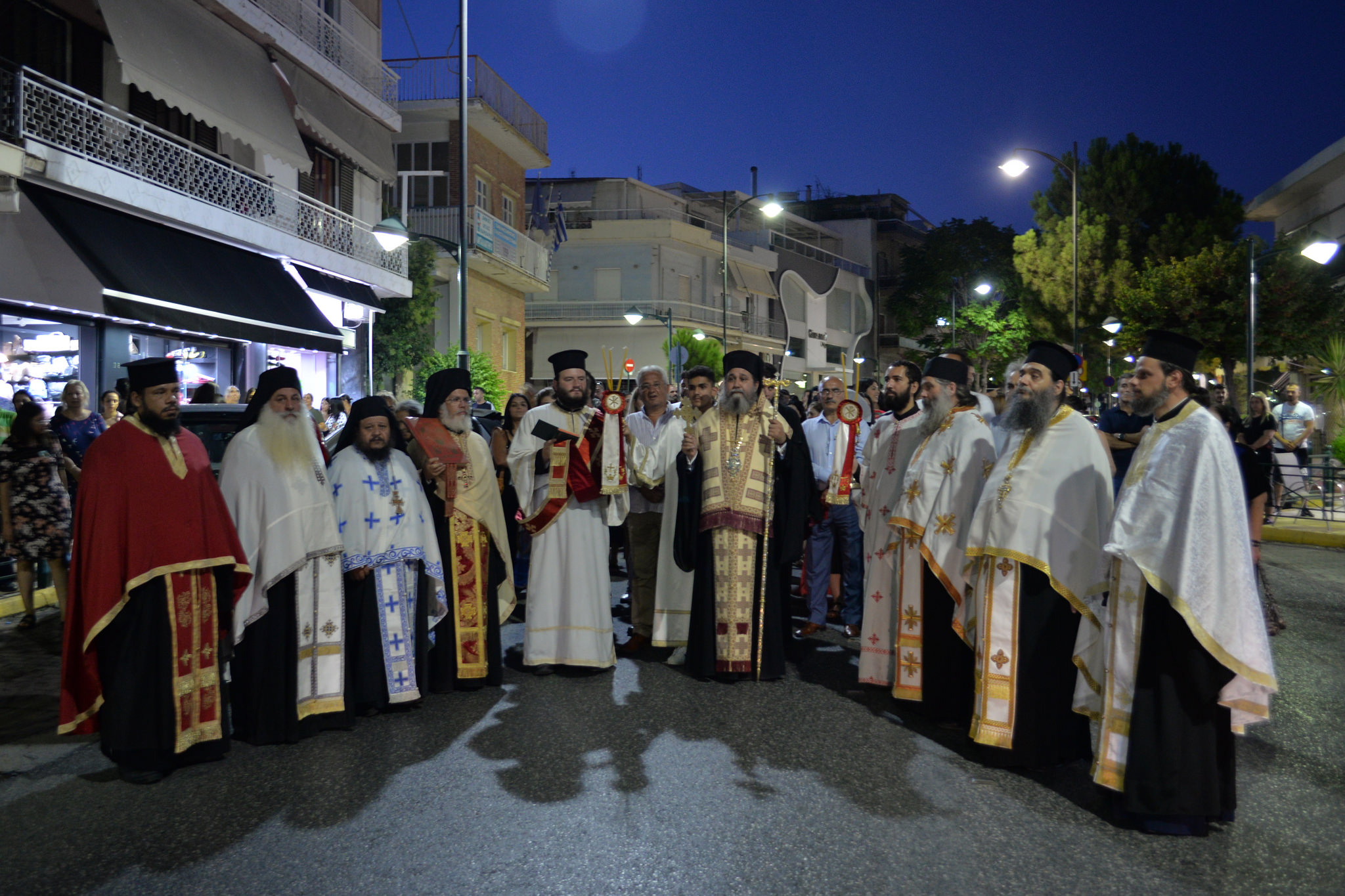 Της Αγίας Αθληφόρου και Οσιομάρτυρος Παρασκευής.