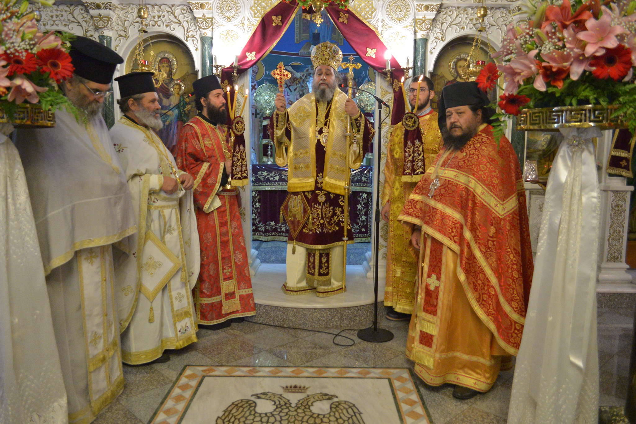 Η μνήμη του Αγίου Μεγαλομάρτυρος Μηνά.