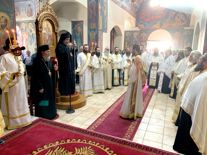 Ο Πανηγυρικός Εσπερινός της Πεντηκοστής στην Αγία Τριάδα Ασπροπύργου