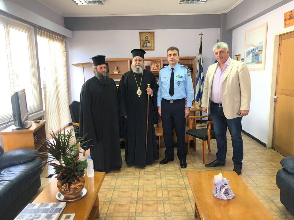 Εθιμοτυπική επίσκεψη του Σεβασμιωτάτου με το νέο Αστυνομικό Διευθυντή Πειραιώς.