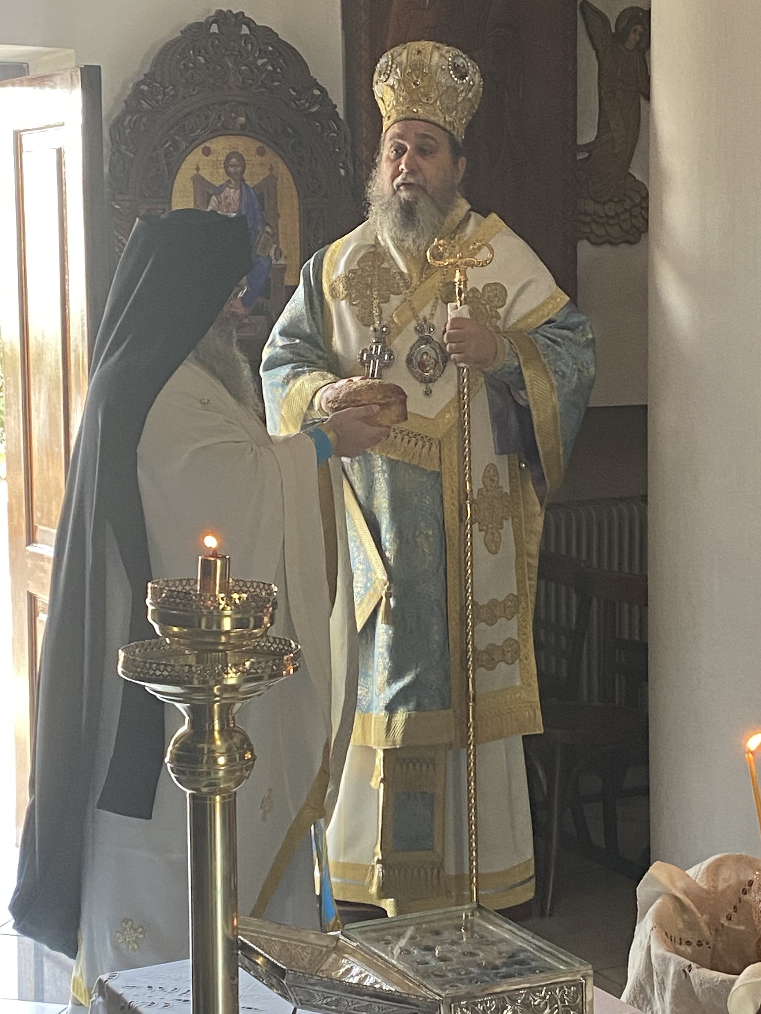 Ανακομιδή των Ιερών Λειψάνων του Αγίου Νεκταρίου
