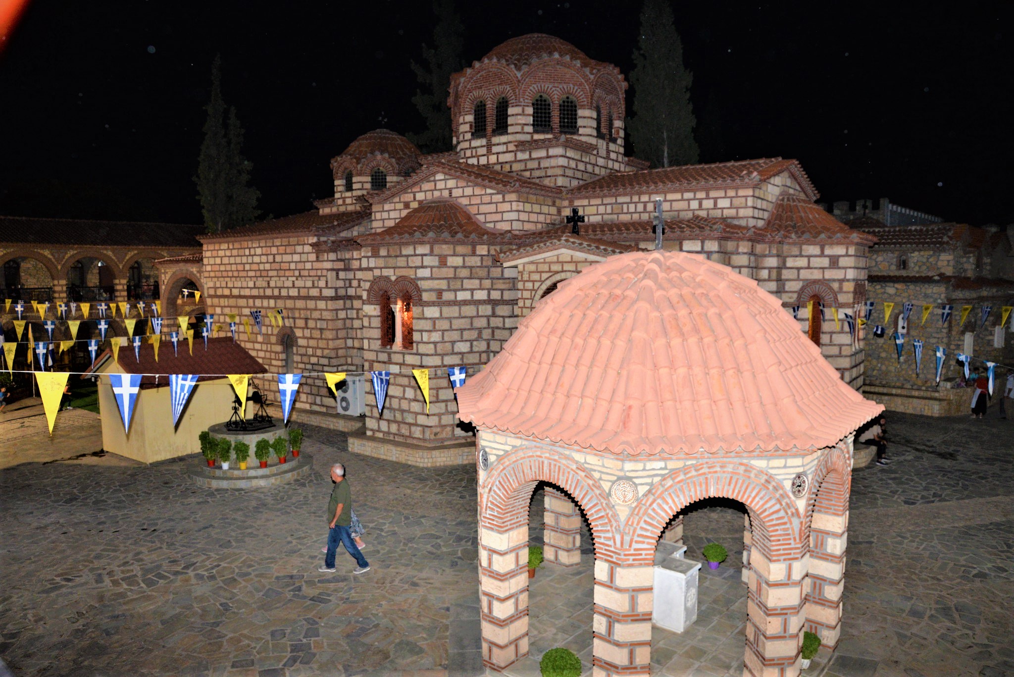 Της Οσίας μητρός ημών Ειρήνης Ηγουμένης της Μονής Χρυσοβαλάντου.
