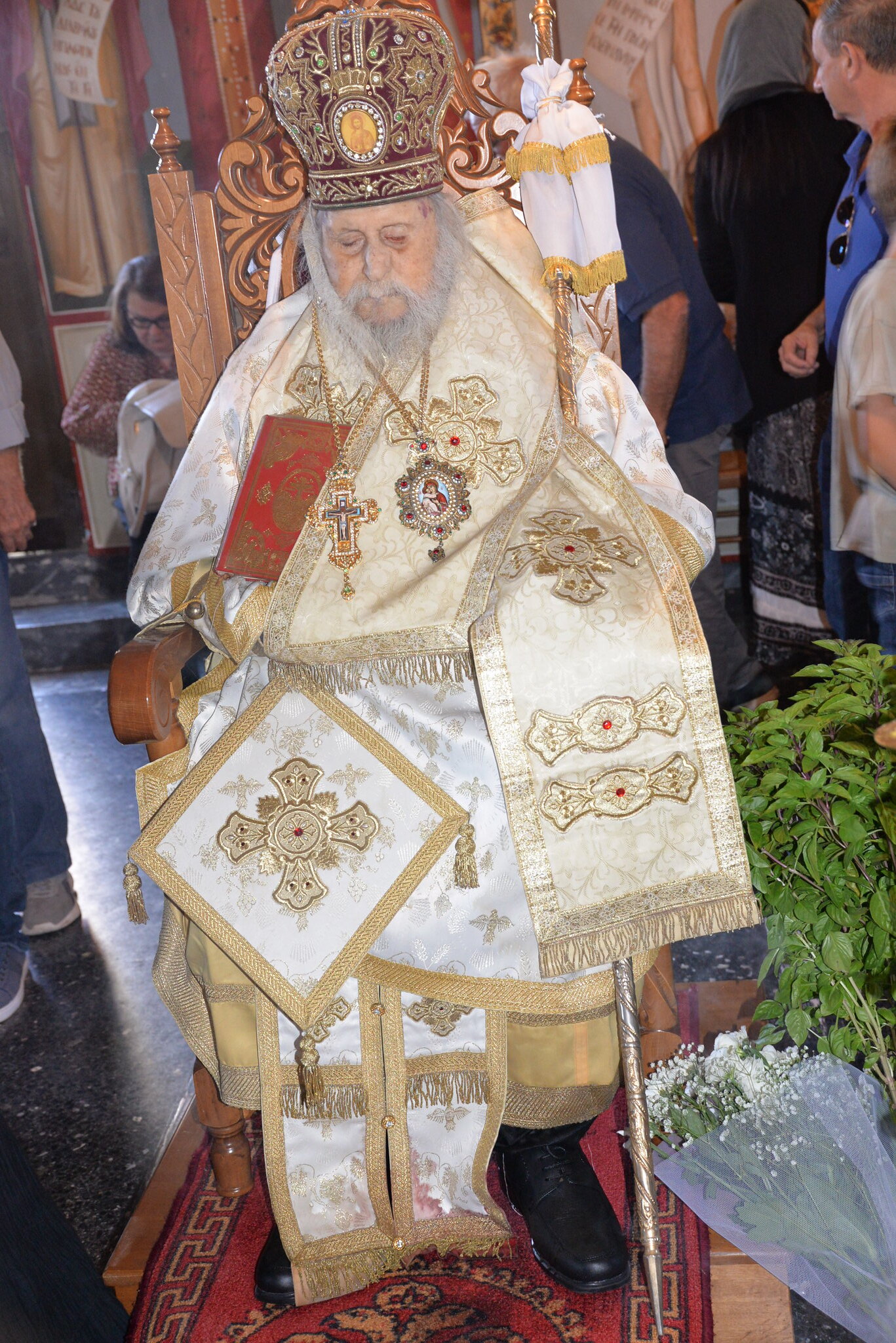 Ἡ Ἐξόδιος Ἀκολουθία καί Ταφή τοῦ μακαριστοῦ Μητροπολίτου Εὐρίπου καί Εὐβοίας κυροῦ Ἰουστίνου.